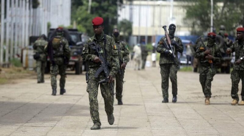 Des coups de feu auraient éclaté à Conakry ; la junte militaire guinéenne qualifie ces informations de « fabriquées »