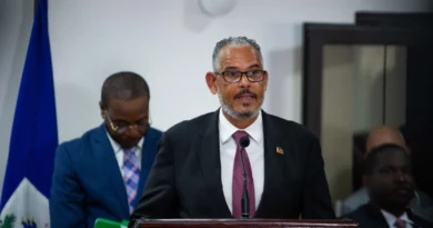 Alix Didier Fils-Aimé, le nouveau Premier ministre par intérim d'Haïti, entre en fonction